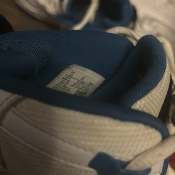 Jordan six rings shoes - Picture 3 of 3